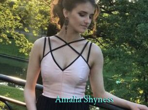 Amalia_Shyness