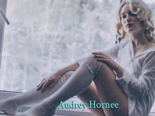 Audrey_Hornee