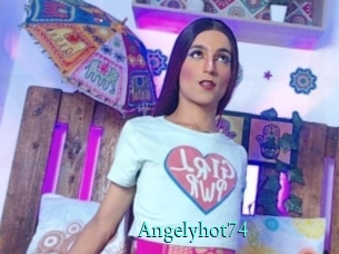 Angelyhot74