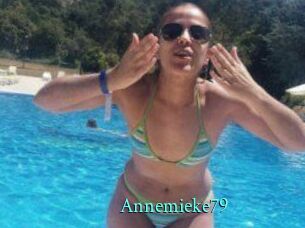 Annemieke79