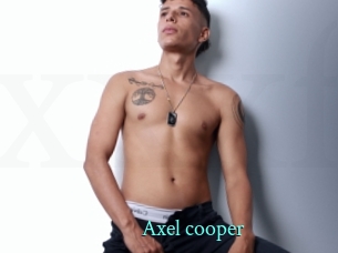 Axel_cooper
