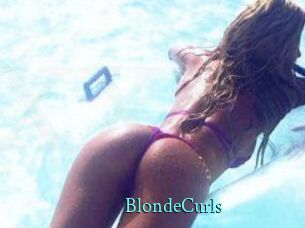 BlondeCurls