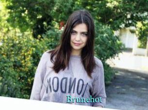 Brunehot xxx Fantasy Land