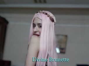 Divine_Brunette