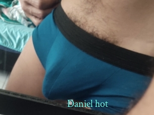 Daniel_hot