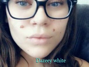 Dazeey_white