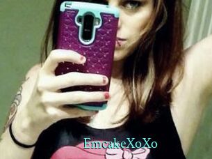 EmcakeXoXo
