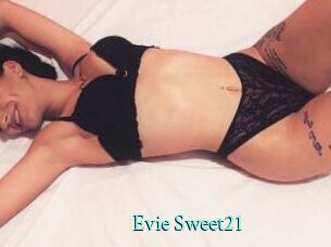 Evie_Sweet21