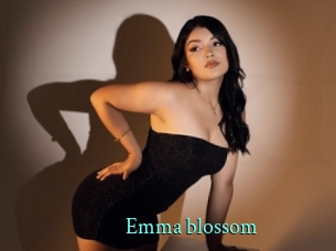 Emma_blossom