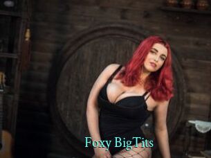 Foxy_BigTits_