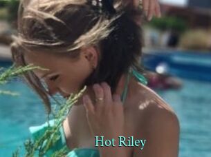 Hot_Riley xxx Fantasy Land