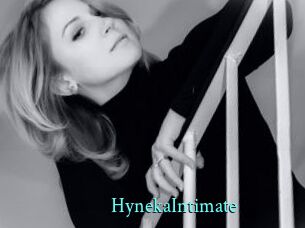 HynekaIntimate