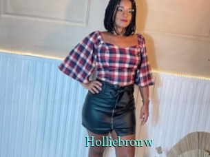 Holliebronw
