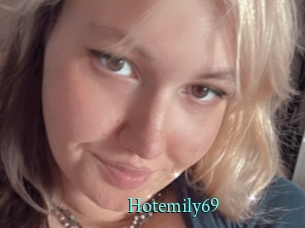 Hotemily69
