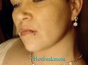 Hotfreakmom
