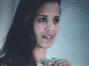 Julia_Dias