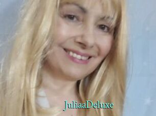 JuliaaDeluxe