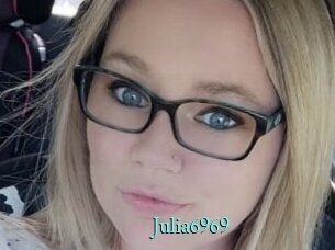 Julia6969