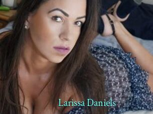 Larissa_Daniels