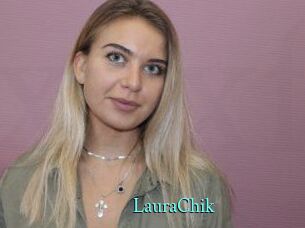 LauraChik