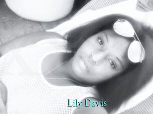 Lily_Davis
