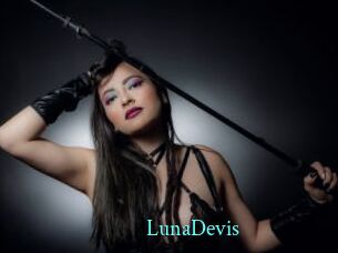 LunaDevis