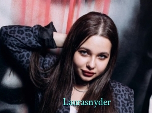 Laurasnyder