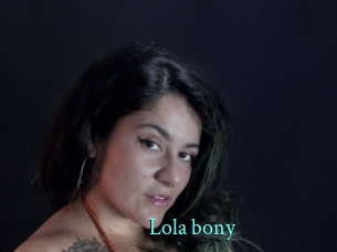 Lola_bony