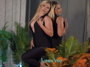 Luna_vee