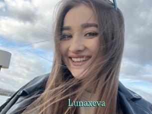 Lunaxeva