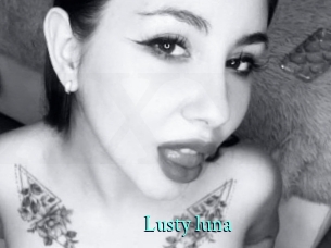 Lusty_luna
