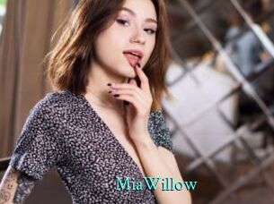 MiaWillow