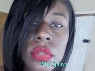 Mia_Quinn
