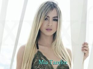 Mia_Taaylor