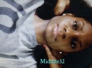 Midnite32 xxx Fantasy Land