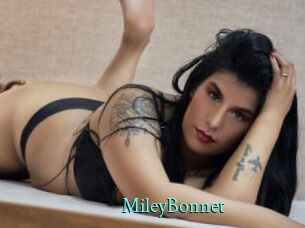 MileyBonnet