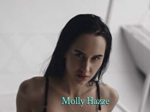 Molly_Hazze