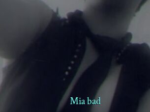 Mia_bad