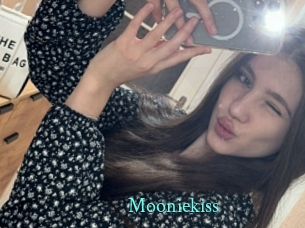 Mooniekiss