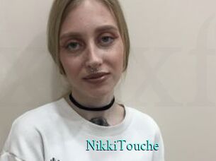 NikkiTouche