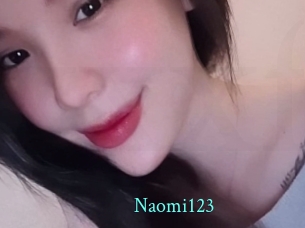 Naomi123