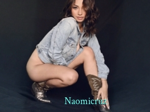 Naomicruz