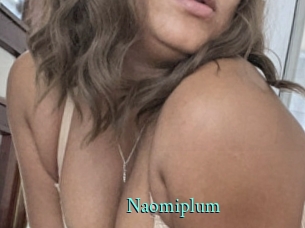 Naomiplum