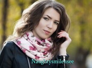 Naughtysmileusee