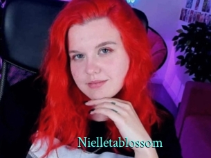 Nielletablossom