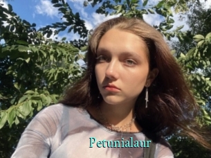 Petunialaur