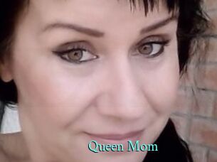 Queen_Mom