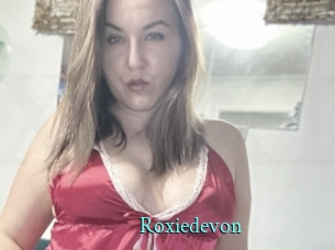 Roxiedevon