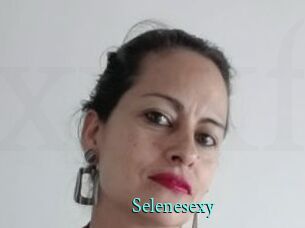 Selenesexy