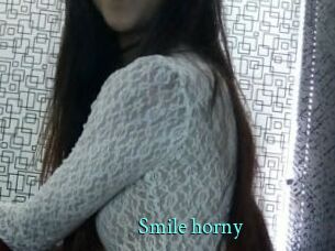 Smile_horny
